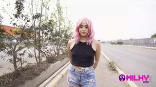 Peruviana non trova lavoro nel suo paese e si trova nella necessità di dare il suo corpo in cambio di denaro