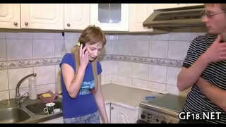 Mooie tiener hotty staat doggy fashion