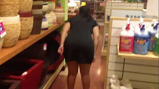 Culona 을 가르치고 음부와 엉덩이에서 store