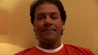 Mijn pik niet kan weerstaan aan de onweerstaanbare charme van een rijpe slet! Vol. 3