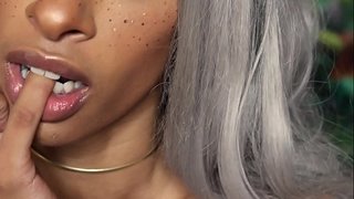 Geile Speelse Bos Elf BlowJob en Rijdt Pik! Eerste Creampie